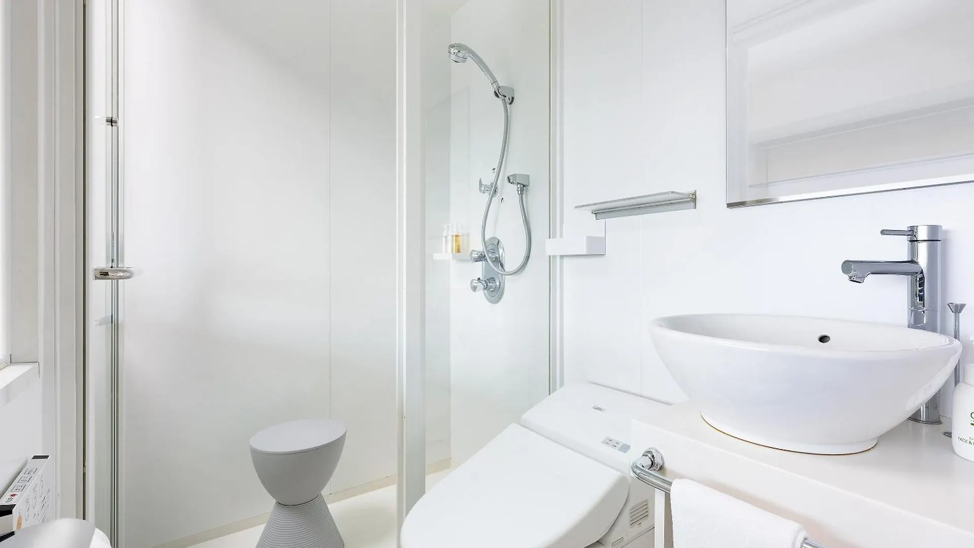 Hotel Remm Shin-Osaka  Osaka